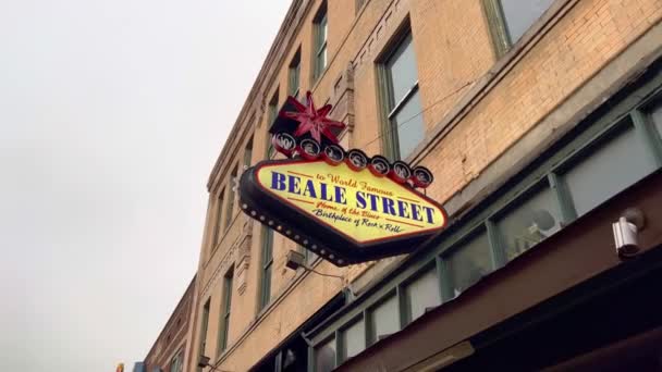Caminando Por Legendaria Beale Street Memphis Memphis Estados Unidos Noviembre — Vídeos de Stock