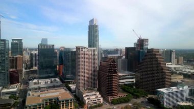Austin Texas şehir merkezinin modern binaları - AUSTIN, TEXAS - Kasım 02, 2022