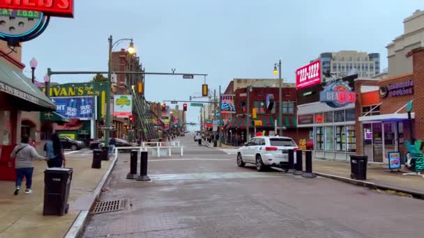 Прогулка Легендарной Улице Бил Мемфисе Memphis Сша Ноябрь 2022 — стоковое видео