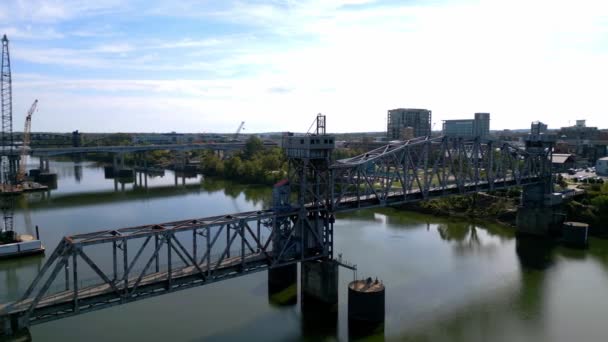 Γέφυρα Junction Πάνω Από Τον Ποταμό Arkansas Στο Little Rock — Αρχείο Βίντεο