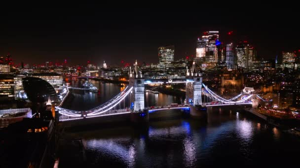 Clásica Toma Aérea Sobre Londres Con Tower Bridge Noche Fotografía — Vídeos de Stock