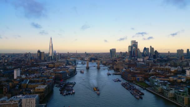 Vista Aerea Sul Tower Bridge Sulla Città Londra Fotografia Viaggio — Video Stock