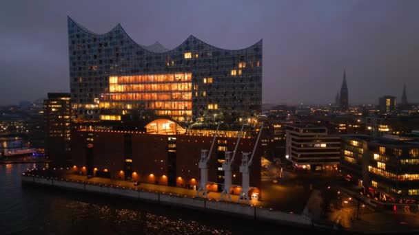 Elbphilharmonie Concert Hall Din Hamburg Timp Noapte Uimitoare Drone Shot — Videoclip de stoc