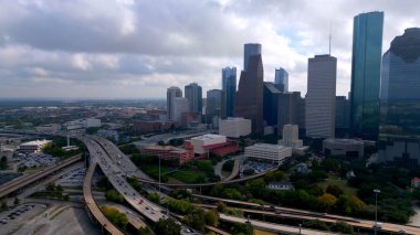 Houston Teksas silueti sisli bir günde - HOUSTON, TEXAS - Kasım 01, 2022