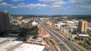 Yukarıdan San Antonio Teksas şehri - SAN ANTONIO, TEXAS - Kasım 03, 2022