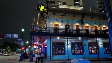 Houston şehir merkezindeki şık bir restoran - HOUSTON, TEXAS - Kasım 02, 2022