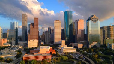 Günbatımında Houston Teksas 'ın Skyline' ı - HOUSTON, TEXAS - 30 Ekim 2022