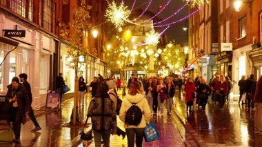 Londra 'da Yedi Çağrı Noel' i güzel bir yerdir - Londra, BİRLİK KINGDOM - 20 Aralık 2022