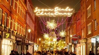 Londra 'da Yedi Çağrı Noel' i güzel bir yerdir - Londra, BİRLİK KINGDOM - 20 Aralık 2022