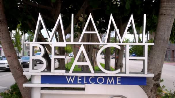 Miami Beach Välkomstskylt Miami Usa Φruari 2022 — Stockvideo