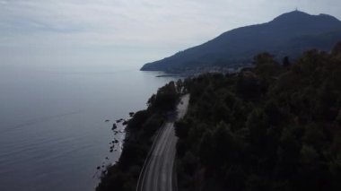 İtalya 'nın güzel batı kıyısı yukarıdan - Sapri Salerno vilayetinde - seyahat fotoğrafçılığı
