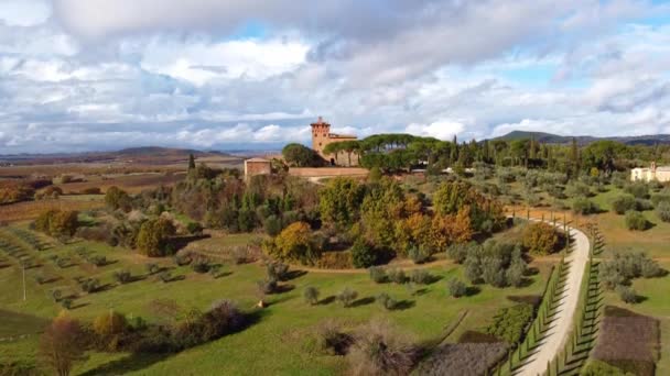Красочная Тоскана Италии Типичный Пейзаж Сельские Поля Сверху Фотографии Путешествий — стоковое видео
