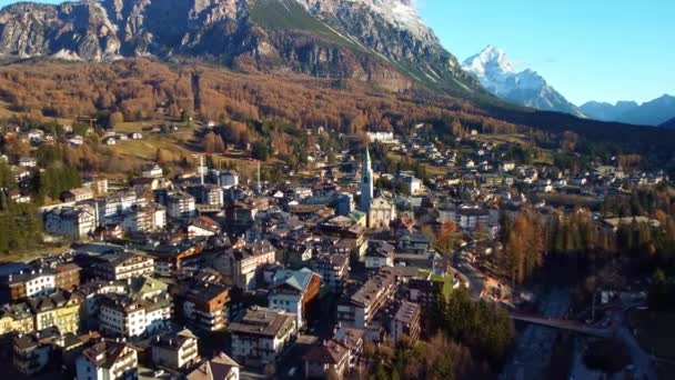 Vol Dessus Cortina Ampezzo Dans Les Dolomites Alpes Italiennes Vue — Video