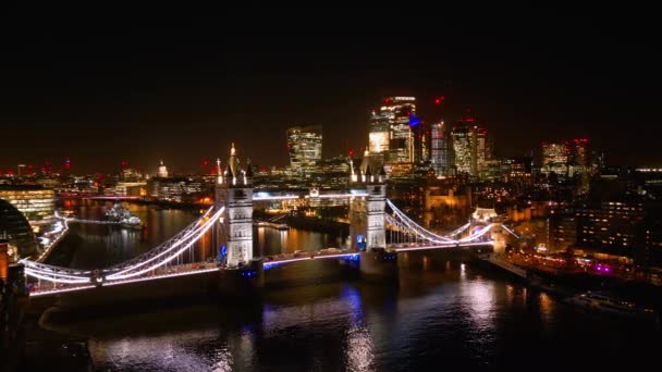 Légi Kilátás Világított Tower Bridge Londonban Éjszaka London Egyesült Királyság — Stock videók