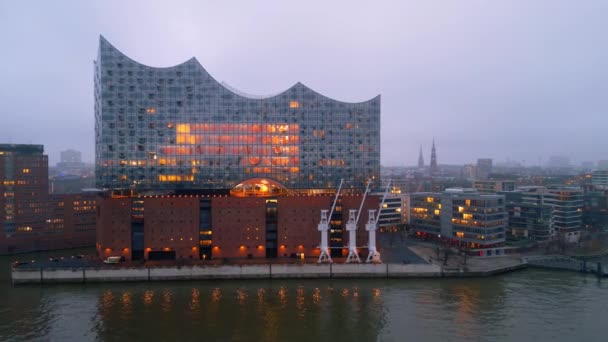 Elbphilharmonie Concert Hall Hamburg Evening Amazing Drone Shot City Hamburg — Stock video