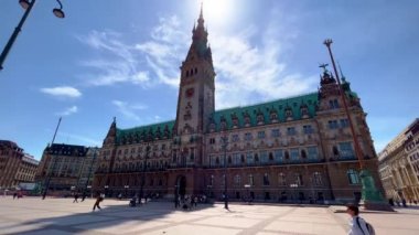 Hamburg Belediye Binası - HAMBURG ŞEHRİ, ALMANA - 16 MAYIS 2022