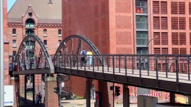 Hamburg Limanı 'ndaki Depo Bölgesi - HAMBURG Şehri, Almanya - 16 Mayıs 2022