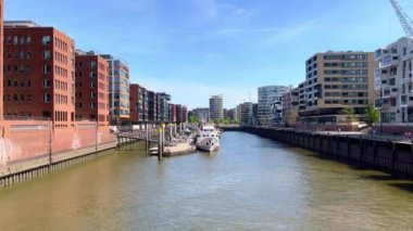 Hamburg Limanı 'ndaki Depo Bölgesi - HAMBURG Şehri, Almanya - 16 Mayıs 2022