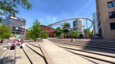 Macellan Hamburg 'un modern liman kenti ilçesine - HAMBURG Şehri, GERMANY - 16 Mayıs 2022