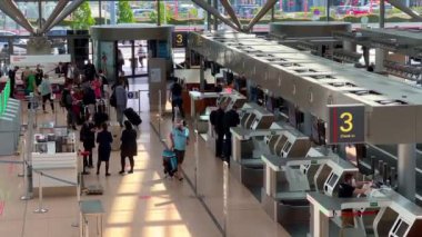 Hamburg Havaalanı 'na giriş yap - HAMBURG ŞEHRİ, ALMANY - 15 Mayıs 2022