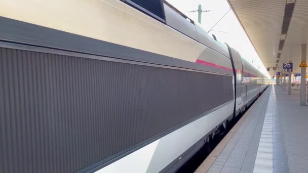 Treno Tgv Francese Alla Stazione Centrale Mannheim Mannheim Germania Maggio — Video Stock