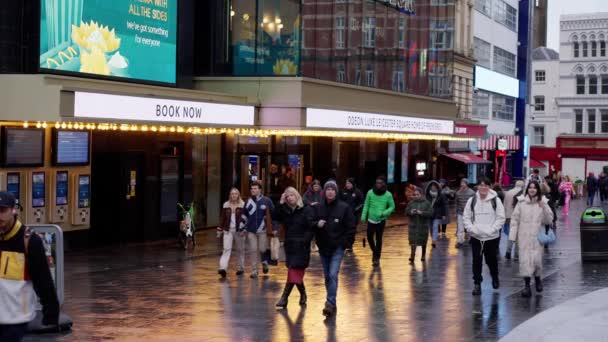 Odeon Luxe Leicester Square Kino Cestovní Fotografie — Stock video