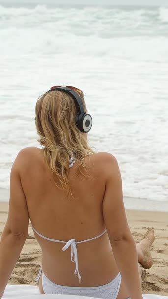 Fille Sexy Portant Bikini Plage Vacances Été Océan Photographie Voyage — Video