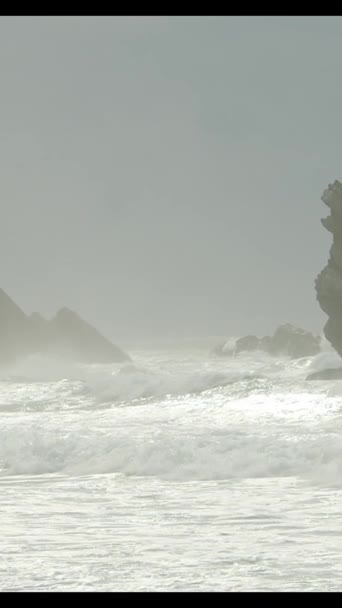Дикий Атлантический Океан Пляже Адрага Португалии Фотографии Света — стоковое видео
