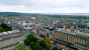 Edinburgh şehrinin havadan görünüşü - seyahat fotoğrafçılığı