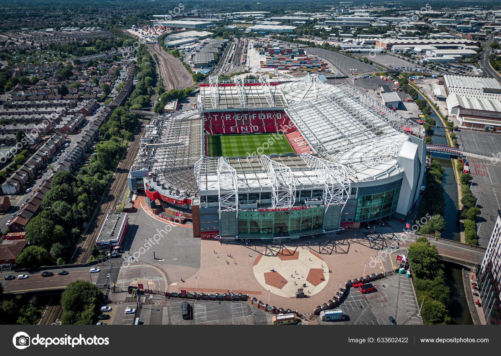Old Trafford Stadium Home Manchester United Manchester United Kingdom  August — Stock Editorial Photo © 4kclips #633602422, image size:1600x1139