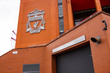 Anfield Stadyumu 'na oyuncu girişi FC Liverpool - Liverpool, Birleşik KINGDOM - 16 Ağustos 2022