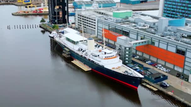 Royal Yacht Britannia Ocean Terminal Edimburgo Vista Aerea Edinburgh Regno — Video Stock
