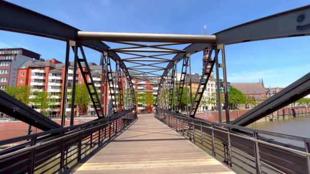 Broarna Vid Magasindistriktet Hamnstaden Hamburg Hamburg Stad Tyskland Maj 2022 — Stockvideo