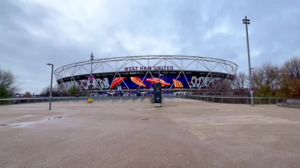 Лондонский Стадион Олимпийском Парке Куин Элизабет Вест Хэм Юнайтед Лондон — стоковое видео