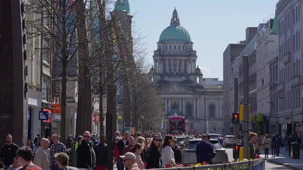 Fußgängerzone Stadtzentrum Von Belfast Belfast Vereinigtes Königreich April 2022 — Stockvideo