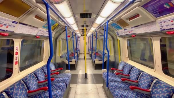Podróżowanie Metrem Londyńskim London Zjednoczone Królestwo Grudnia 2022 — Wideo stockowe