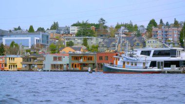 Beautiful Lake Union in Seattle - SEATTLE, WASHINGTON - APRIL 11, 2017