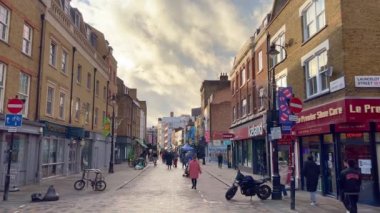 Londra 'daki Düşük Piyasa - Londra, Birleşik KINGDOM - 20 ARALIK 2022