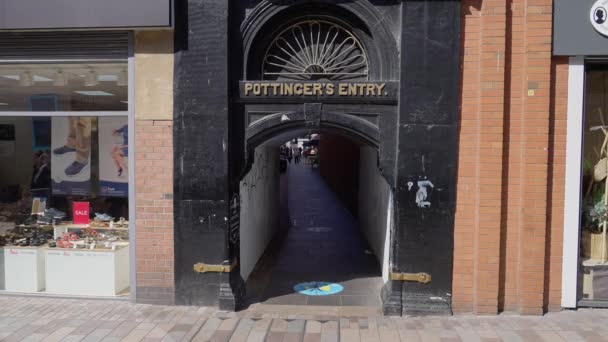 Pottingers Entry City Center Belfast Belfast United Kingdom April 2022 — Stockvideo
