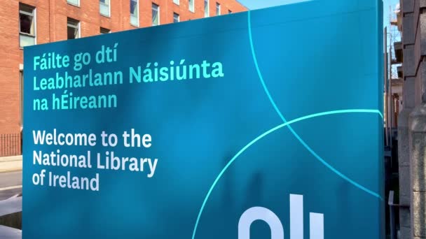 位于都柏林的爱尔兰国家图书馆 爱尔兰都柏林市 2022年4月20日 — 图库视频影像