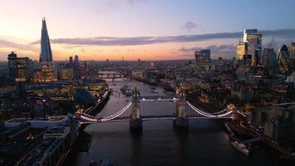Typischer Abendblick Über London Und Tower Bridge Luftaufnahmen London Vereinigtes — Stockvideo