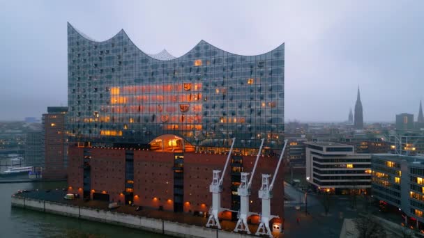 Sala Conciertos Elbphilharmonie Hamburgo Por Noche Increíble Disparo Drones Ciudad — Vídeos de Stock