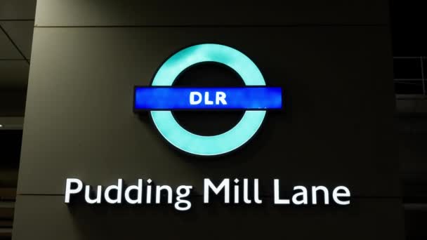 Estación Dlr Pudding Mill Lane Londres Londres Reino Unido Diciembre — Vídeo de stock