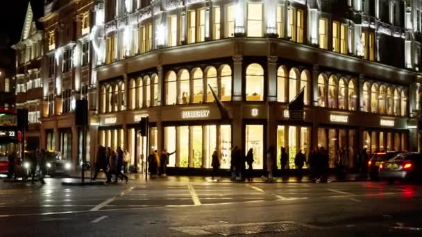 ロンドンのバーバリー店Knightsbridge ロンドン イギリス 2022年12月20日 — ストック動画