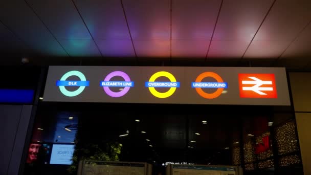 Stratford Underground Dlr Station Travel Photography — Vídeos de Stock