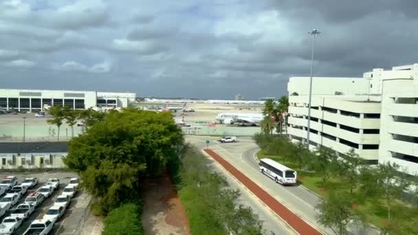 Miami Nemzetközi Repülőtér Mia Miami Florida 2022 Február — Stock videók