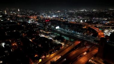 Geceleri Philadelphia 'da sokak trafiği - İHA fotoğrafçılığı