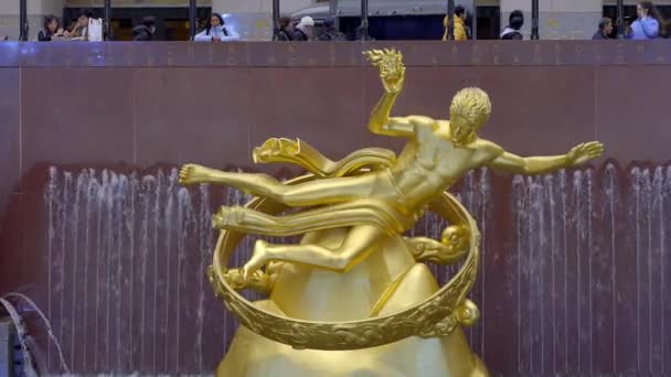 Golden Statue Rockefeller Center New York New York City United — Stock video