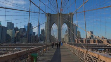 Brooklyn Bridge in New York - NEW YORK, UNITED STATES - FEBRUARY 14, 2023