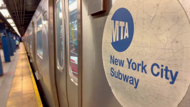 Mta Μετρό Της Νέας Υόρκης Νέα Υόρκη Ηνωμένες Πολιτείες Της — Αρχείο Βίντεο